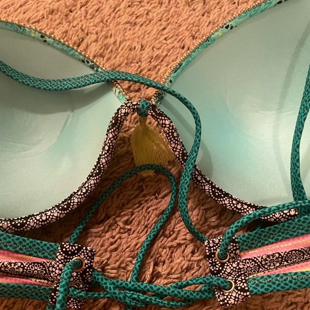 Bikini top - Picture 2 of 3